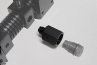 DL-UNI30650 Переходник под предохранительный клапан для накопителя  давления (Rail)